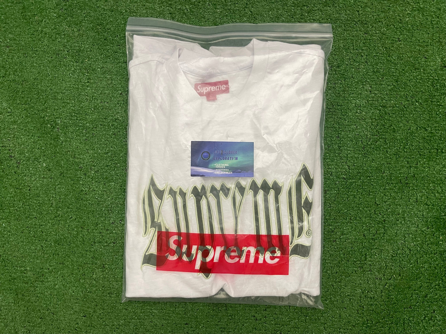 Supreme Old English Tee