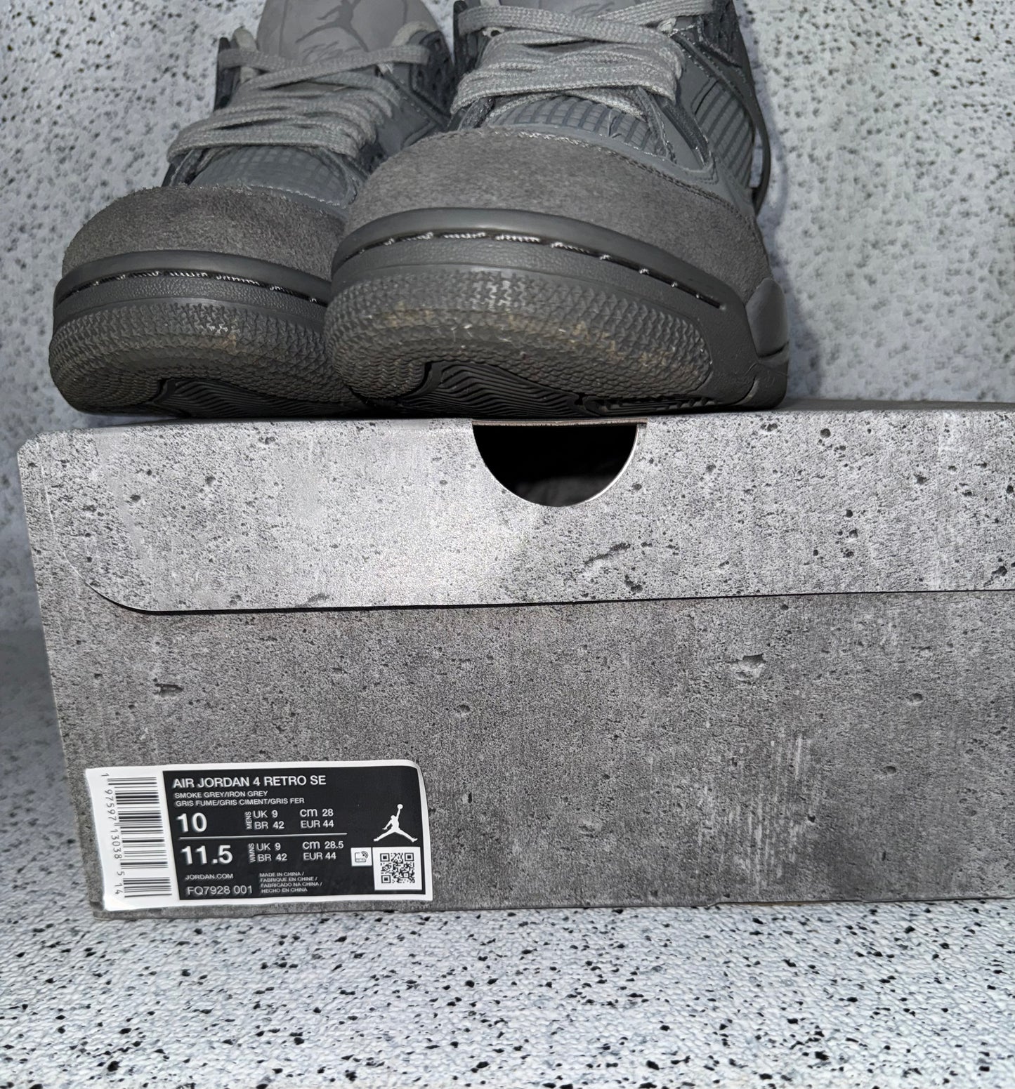 Jordan 4 Wet Cement 10 Men/11.5 Women “Preowned”