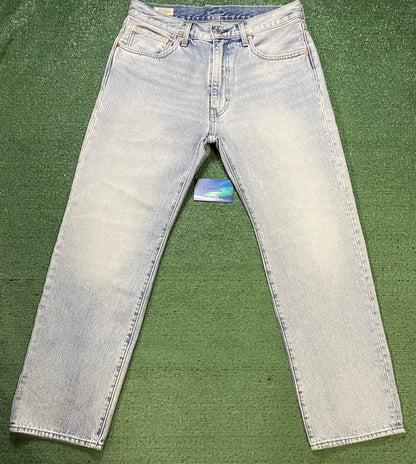 Levi light wash jeans