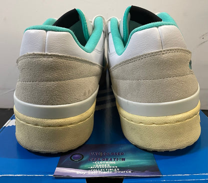 Adidas forum white mint rush size 14men/15.5women