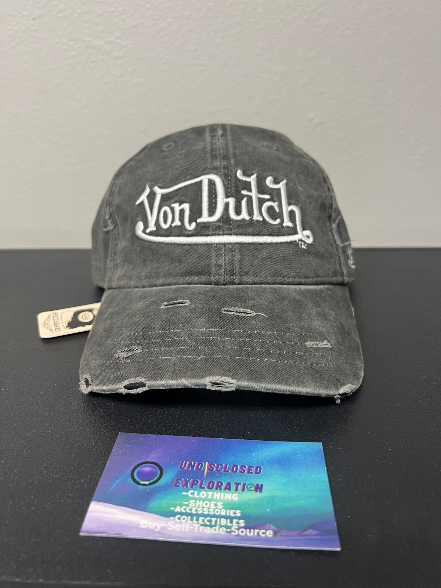 Von Dutch gray distressed hat