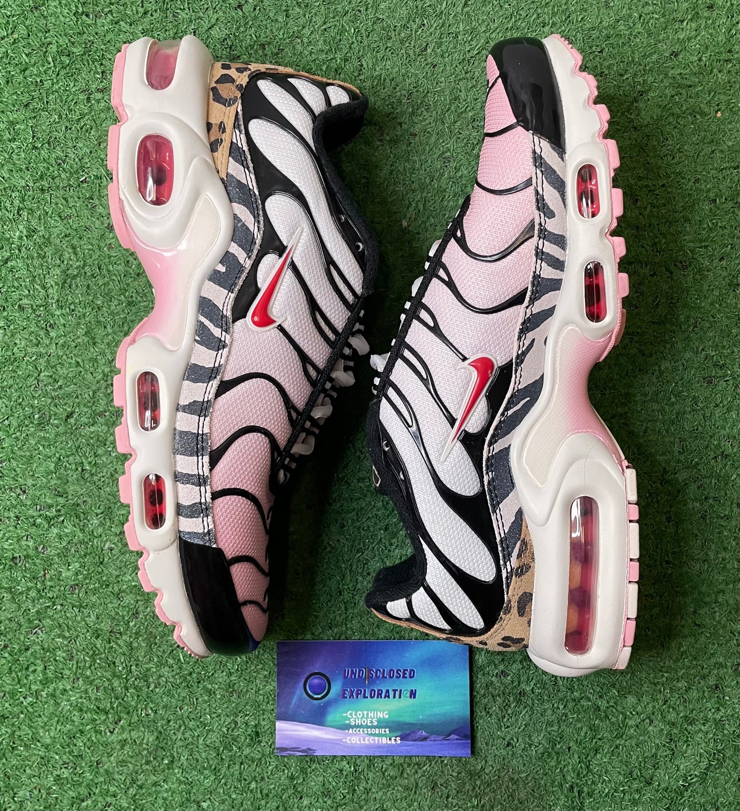 Nike air max plus animal instinct size 5.5men/7women