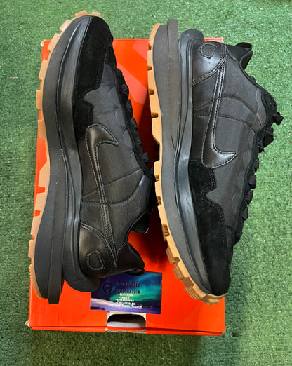 Nike Sacai vapor waffle black gum size 10men/11.5women