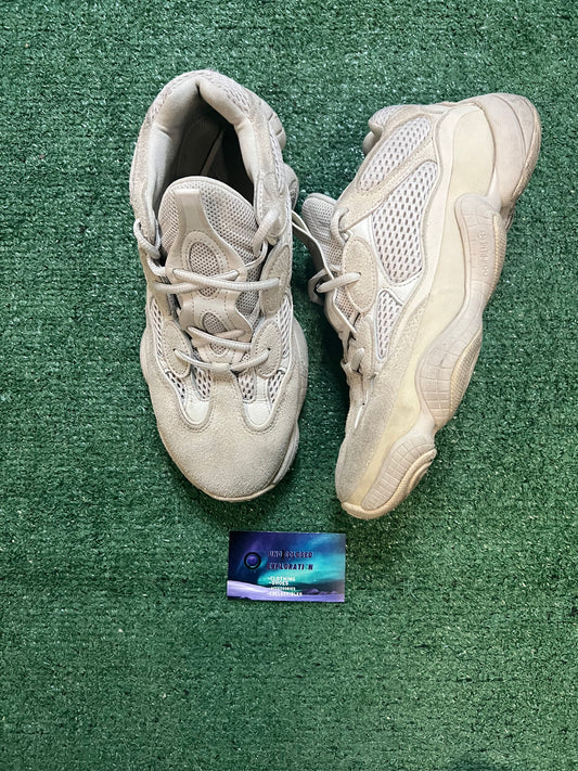 Yeezy 500 blush size 9men/10.5women