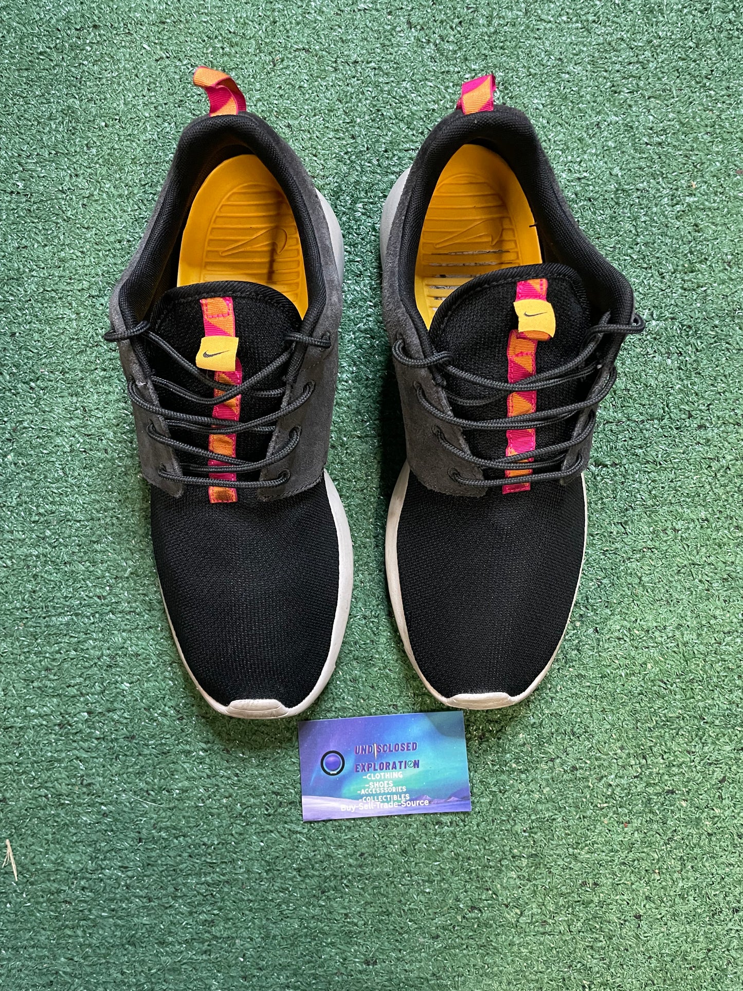 Nike Roshe Run dark charcoal size 9.5men/11women