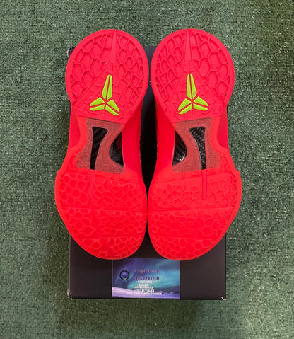 Kobe VI 6 reverse grinch