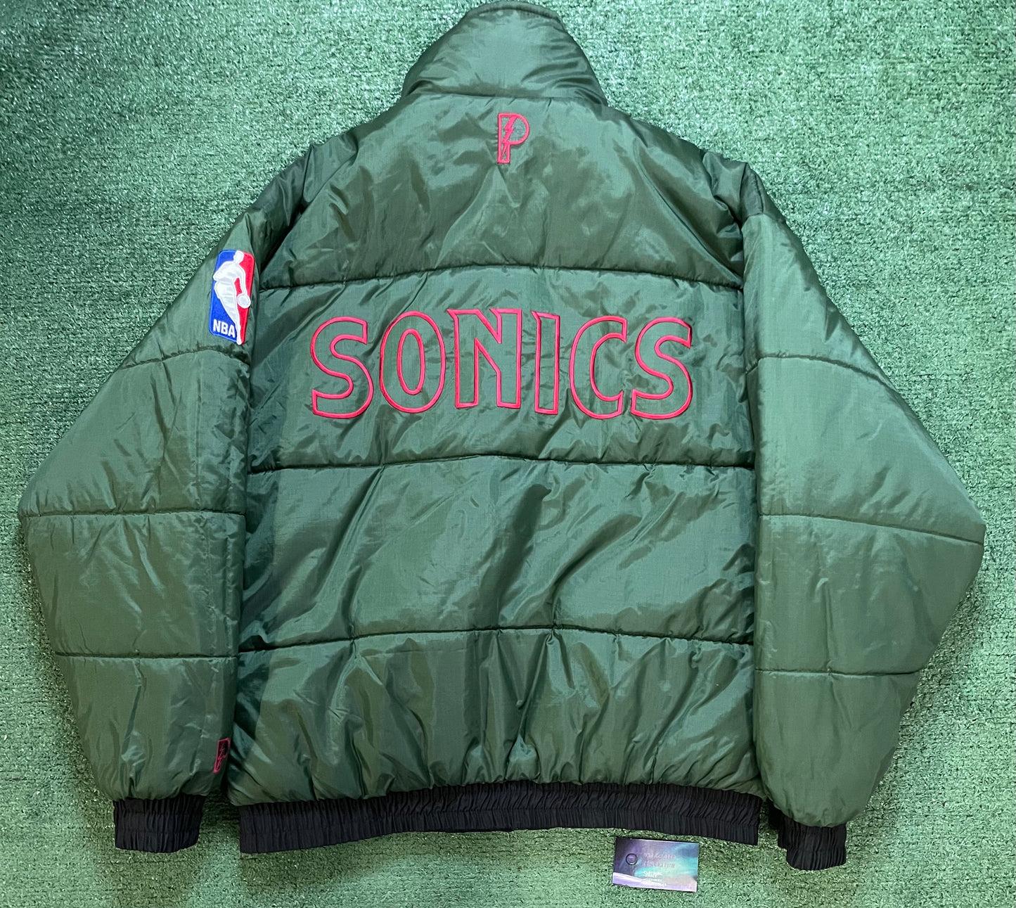 Vintage 1990s Seattle Sonics reversible pro player jacket