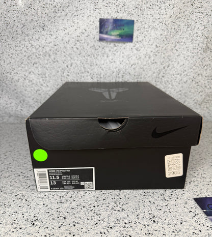 Kobe 8 Halo 11.5 Men/13 Women “Preowned”