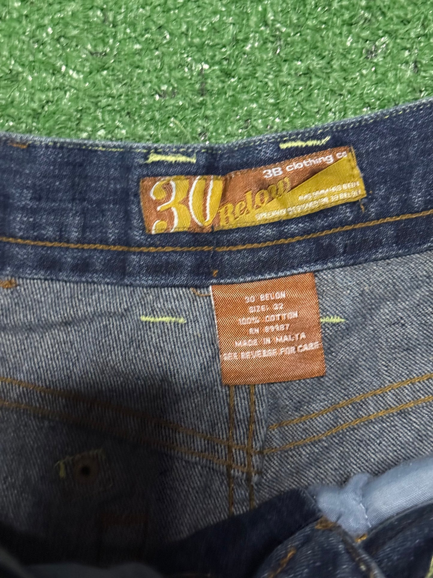 Vintage 30 Below Jorts