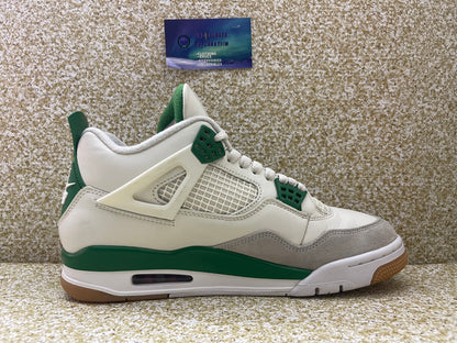 Jordan 4 Pine Green 9 Men/10.5 Women “Preowned”