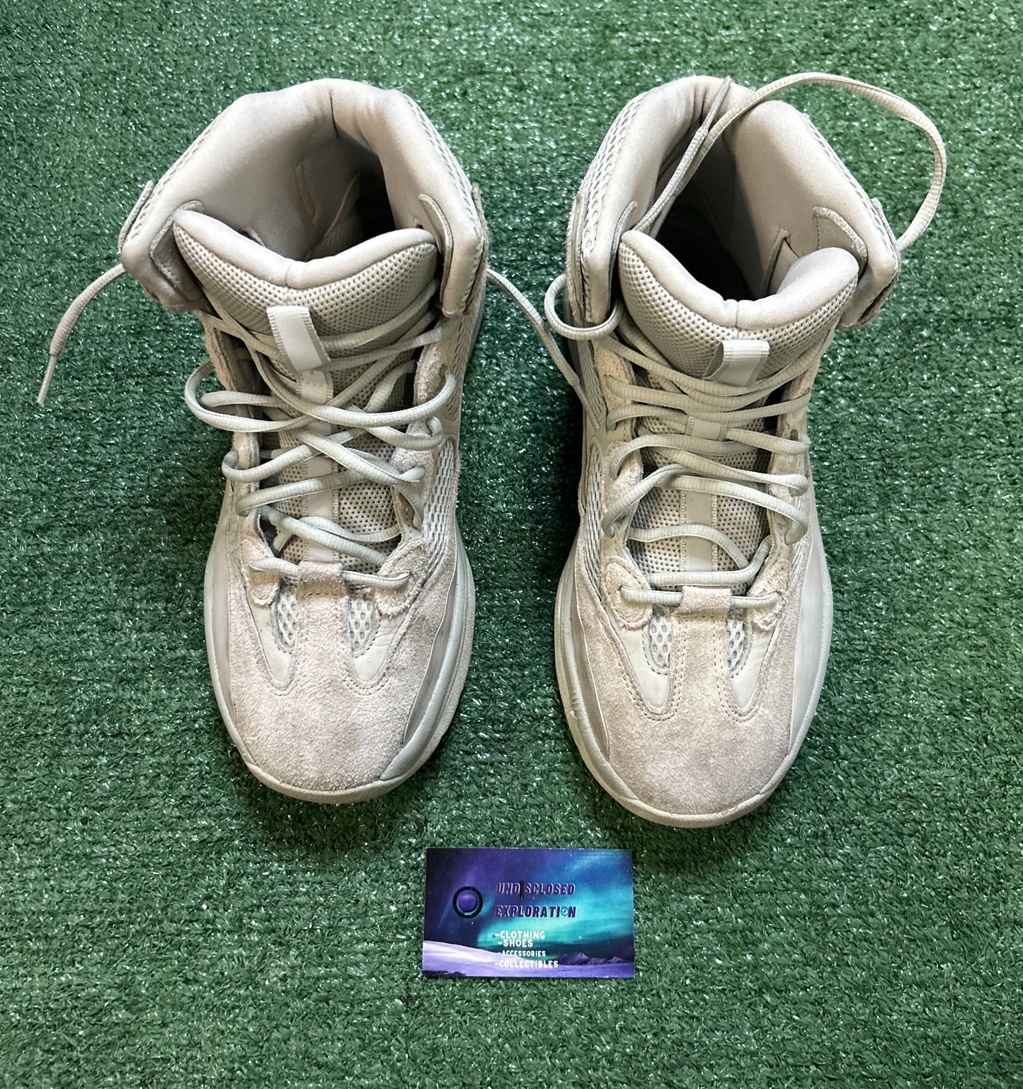 Yeezy desert boot salt size 10.5men/12women