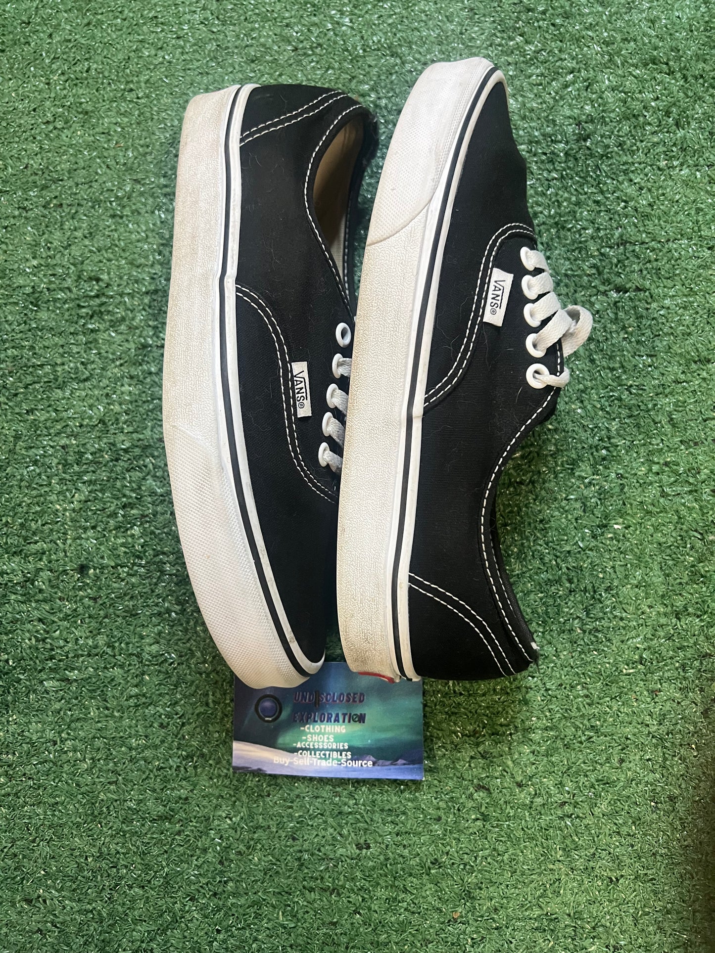 Vans authentic classic black size 7.5men/9women