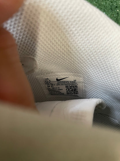 Nike Air Force 1 mid triple white size 10men/11.5women