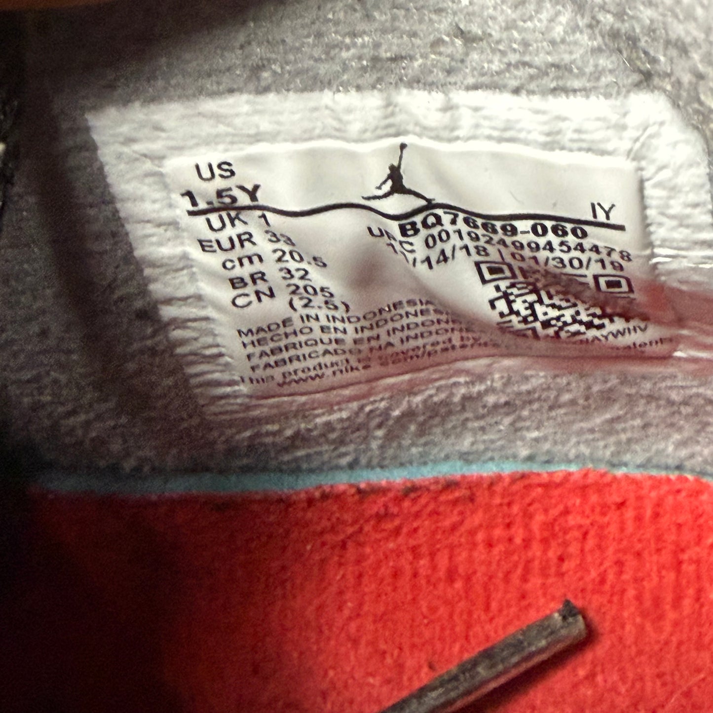 Jordan 4 Bred 2019 1.5 Y “Preowned”