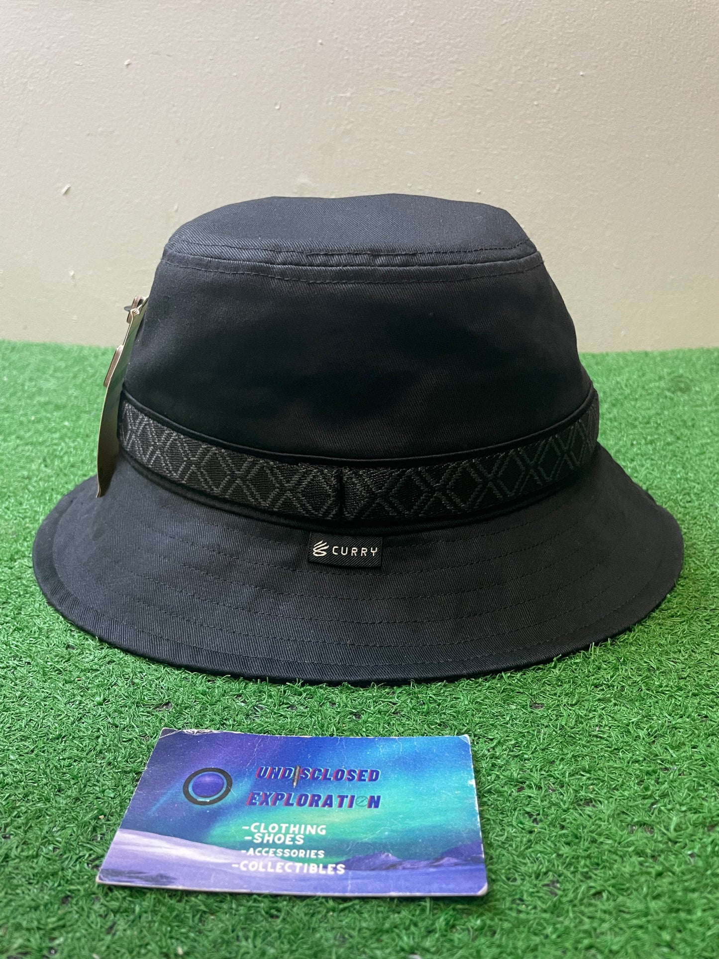 Under Armour curry bucket hat