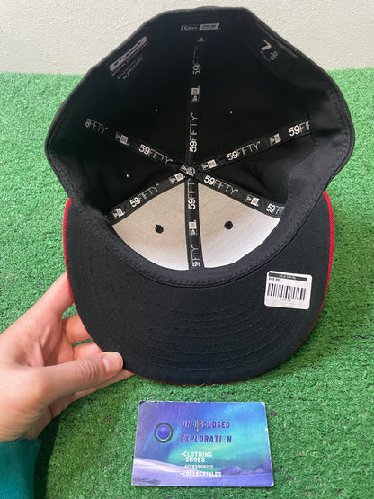 Cincinnati Reds black and red fitted hat