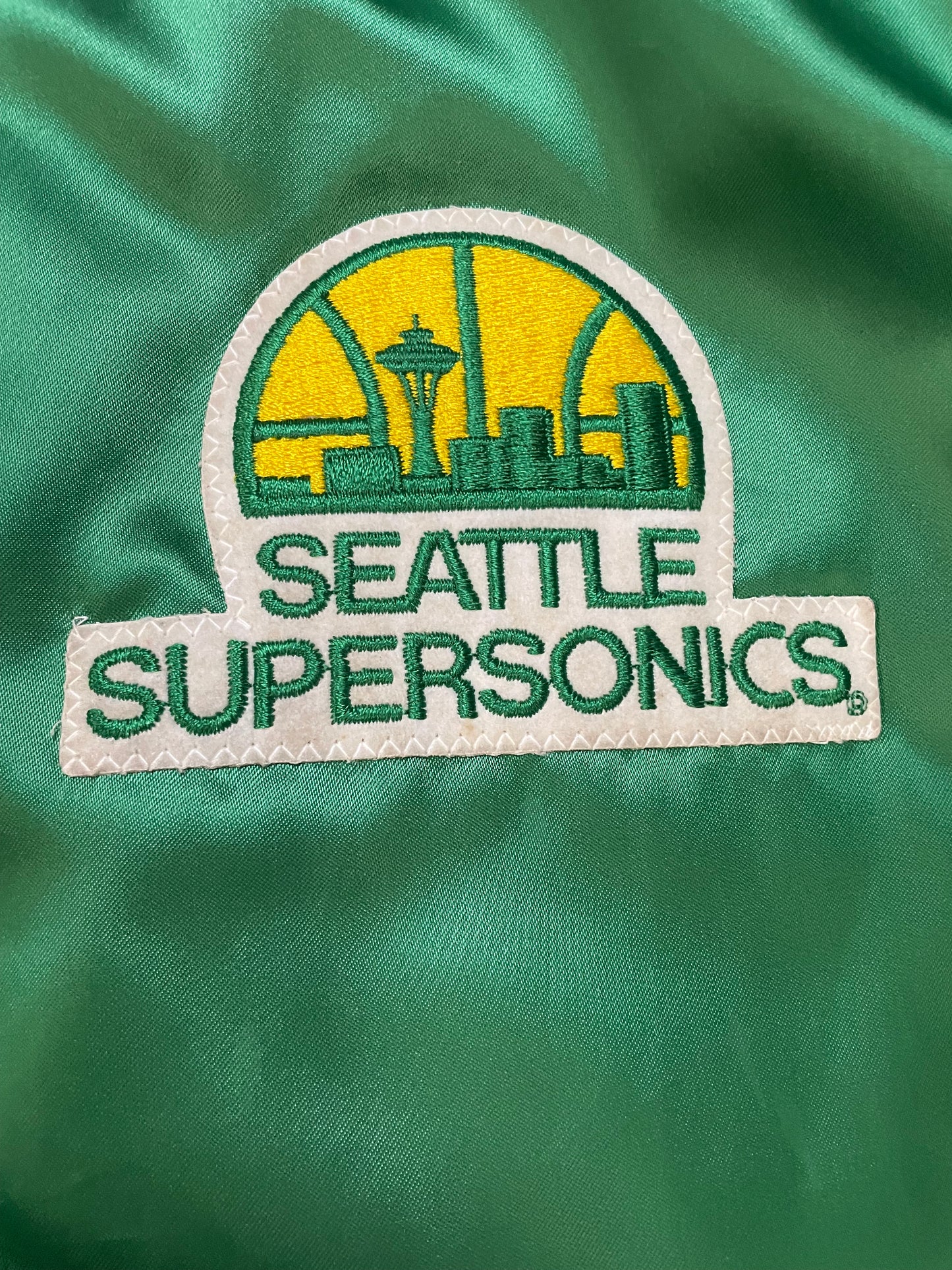 Vintage 1980s Seattle SuperSonics satin jacket