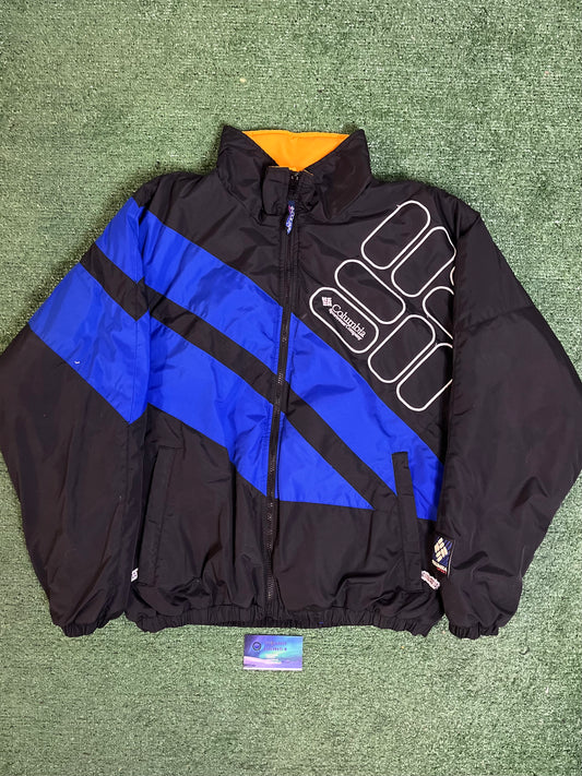 Vintage 1990s Columbia Spellout big logo puffer jacket