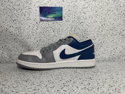Jordan 1 Low French Blue 7 Men/8.5 Women “Preowned”