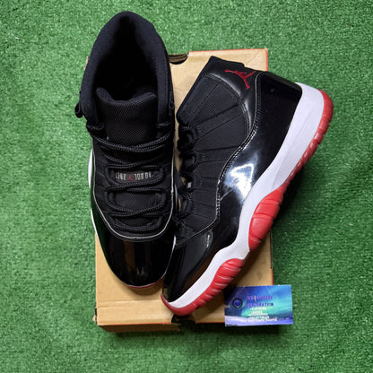 Jordan 11 Bred 11.5 Men “Preowned”