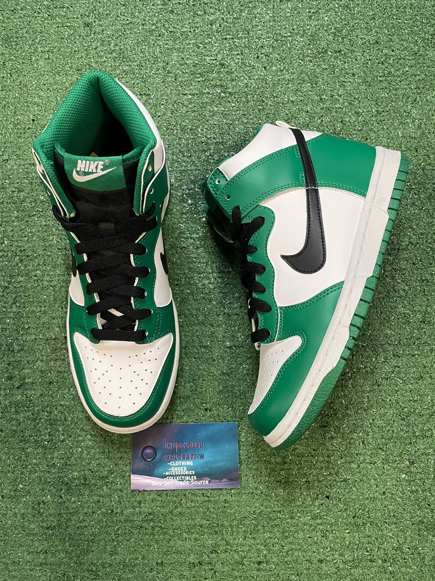 Nike dunk high Celtics size 5.5youth/7women