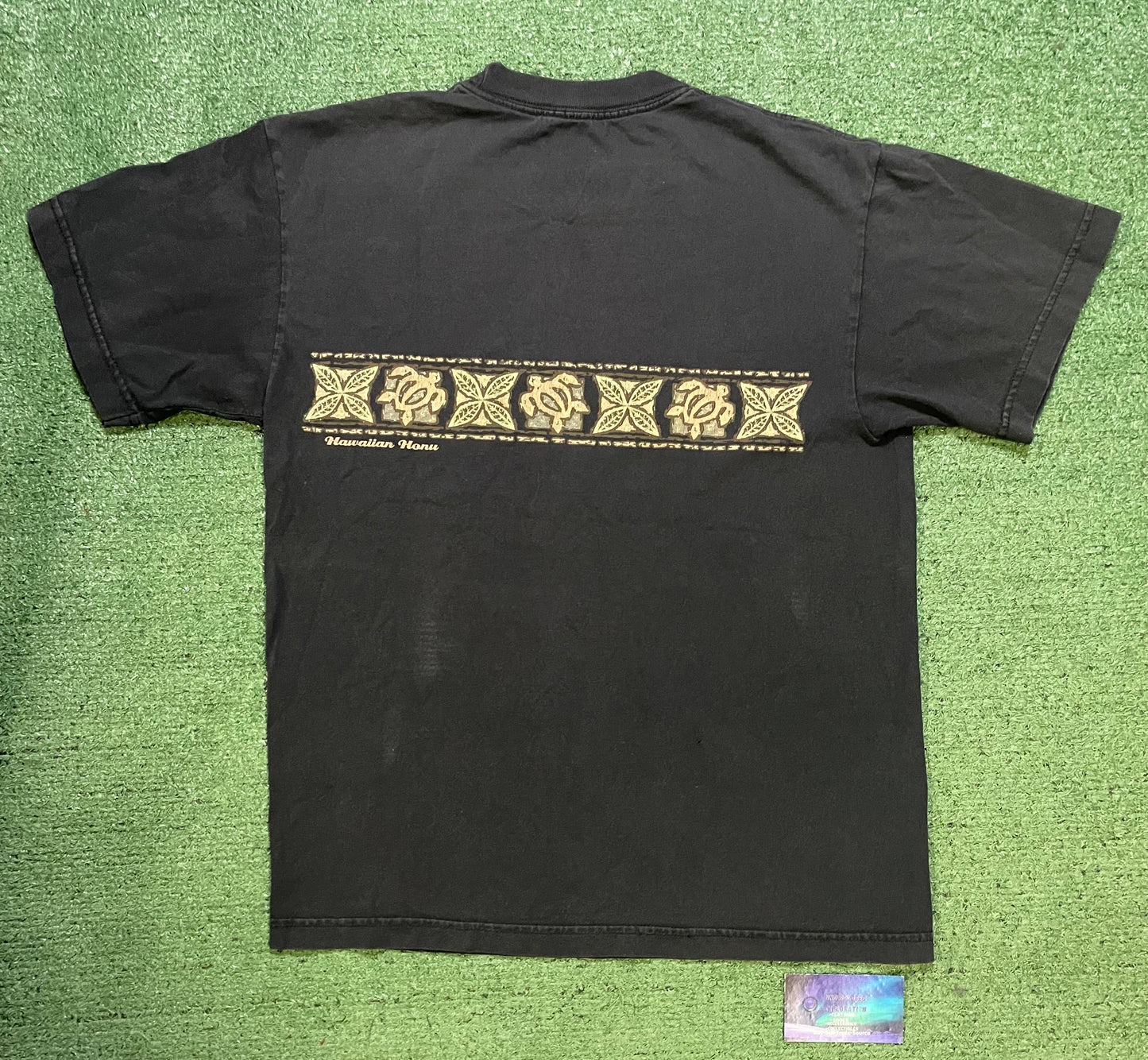 Vintage 1990s Hawaii honu turtle tee