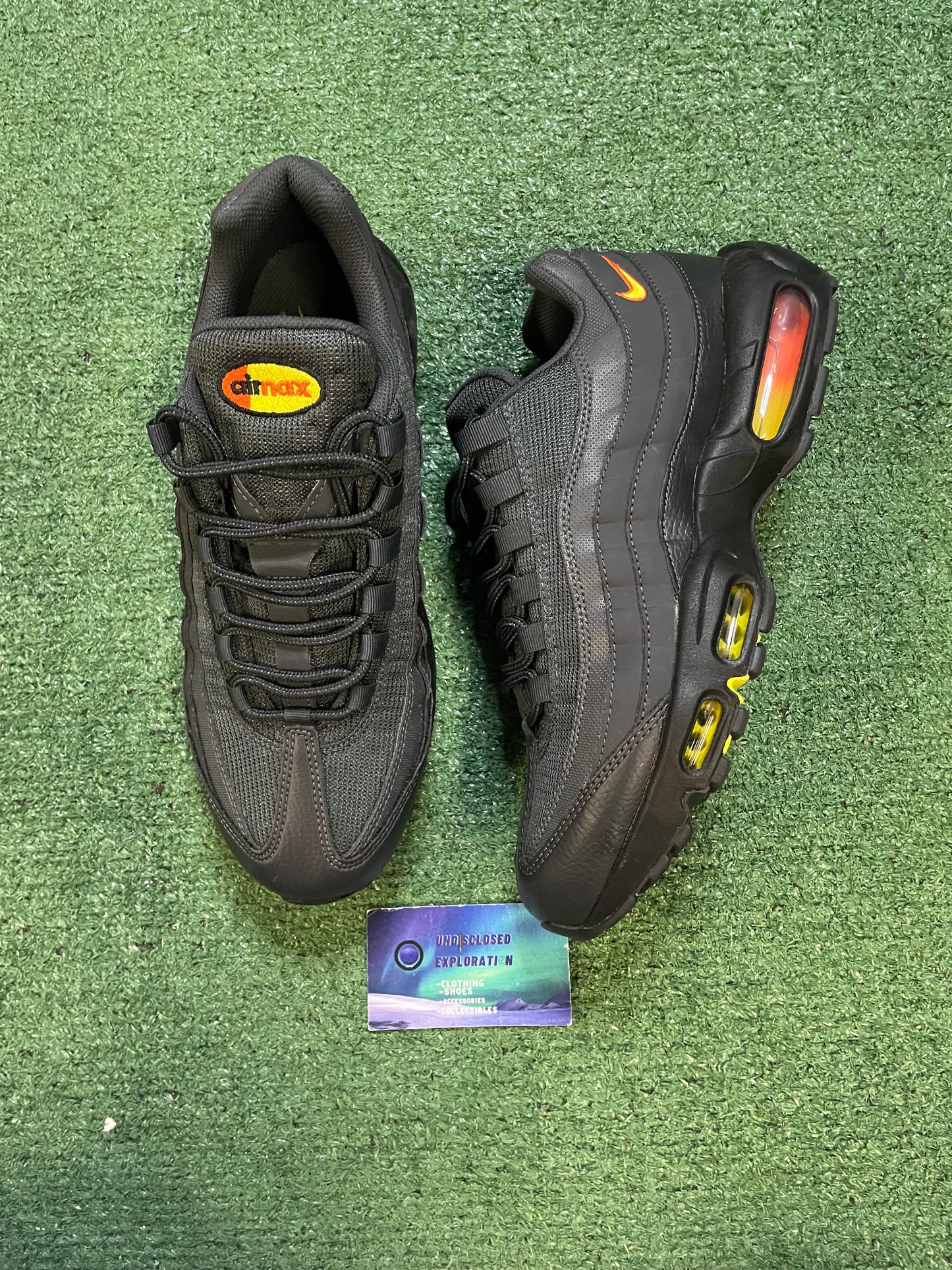 Nike Air max 95 anthracite opti yellow size 10men/11.5women