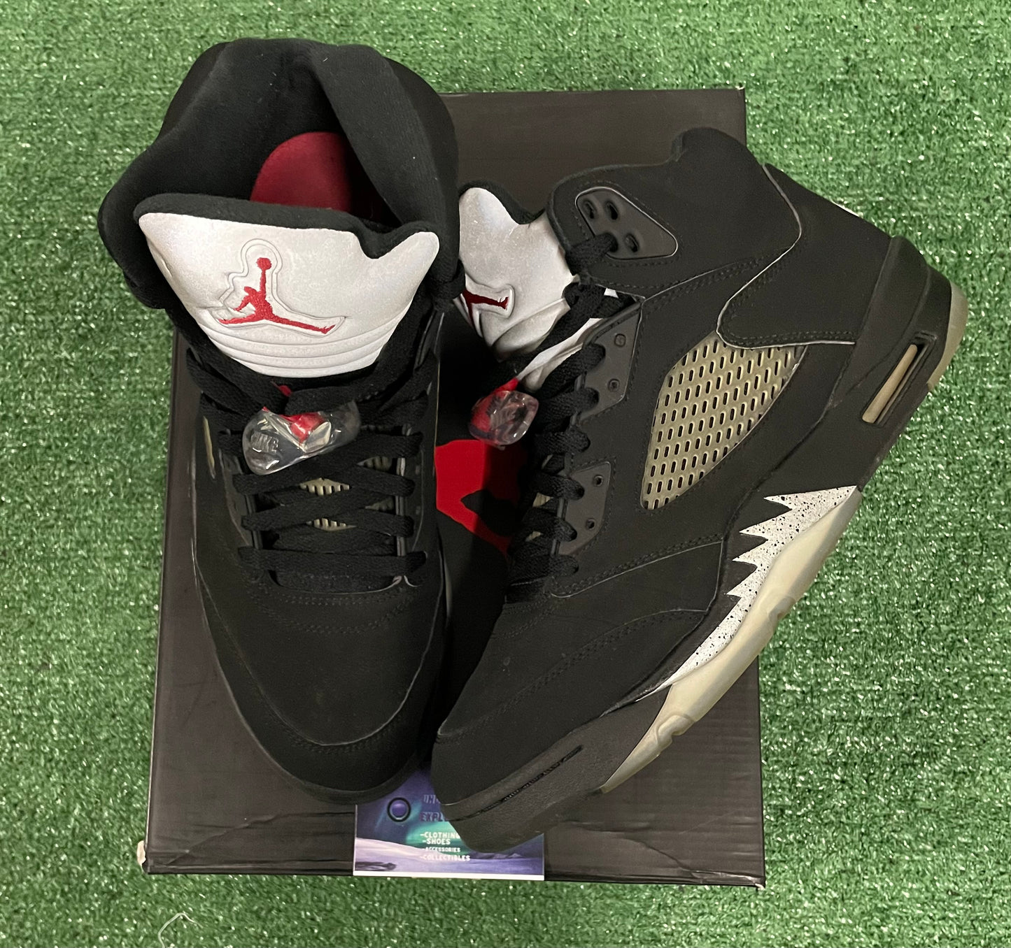 Jordan Metallic 5 2016 size 11men/12.5women