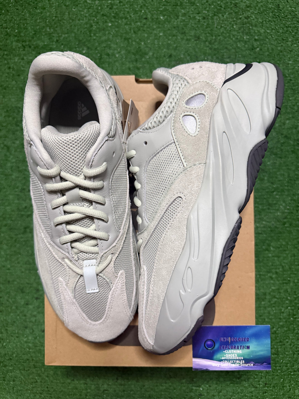 Adidas Yeezy 700 Salt