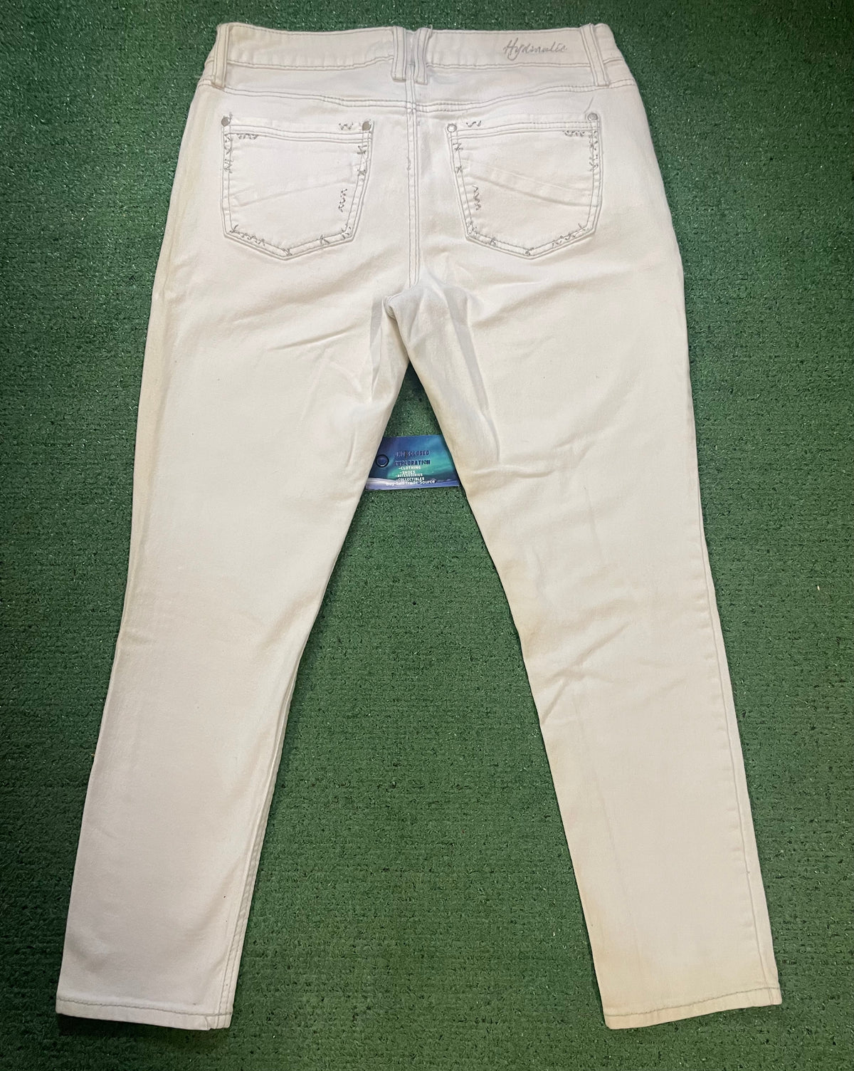 Hydraulic white jeans