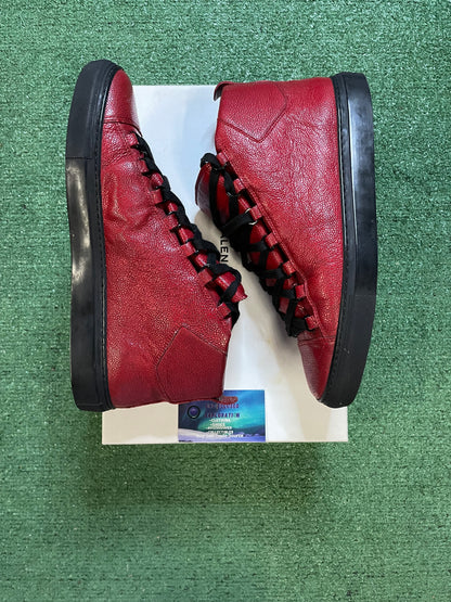 Balenciaga arena black and red size 10men/11.5women(EU 43)