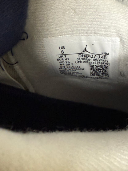 Jordan 4 Midnight Navy 8 Men/9.5 Women “Preowned”
