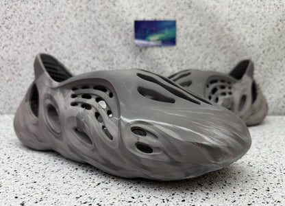 Yeezy Foam Runner Mx Granite