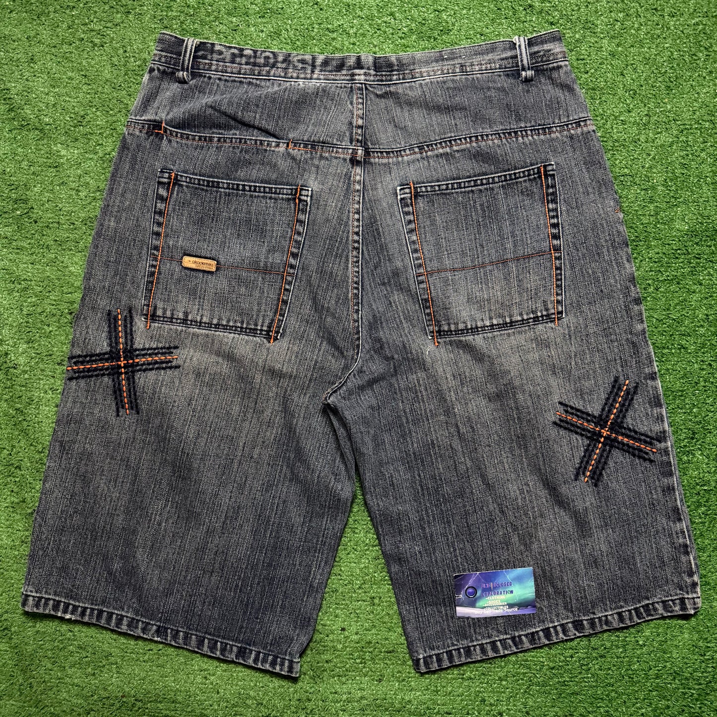 Vintage Akademiks Jorts