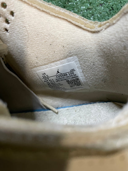 Jordan 4 X off white sail size 9men/10.5women