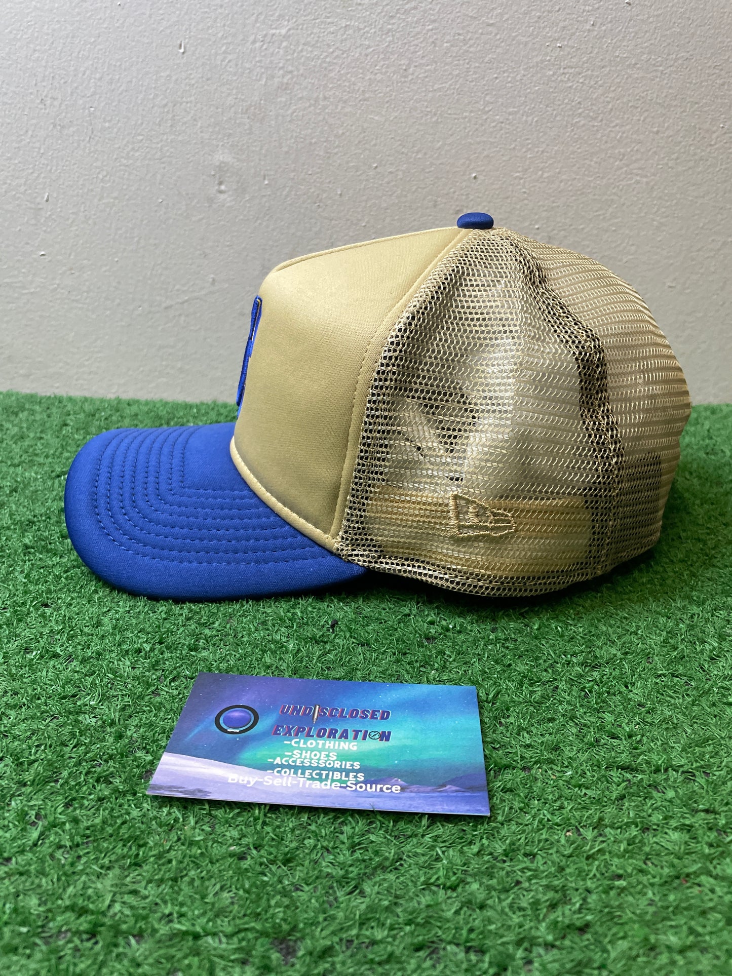 Seattle Mariners blue and gold mesh hat