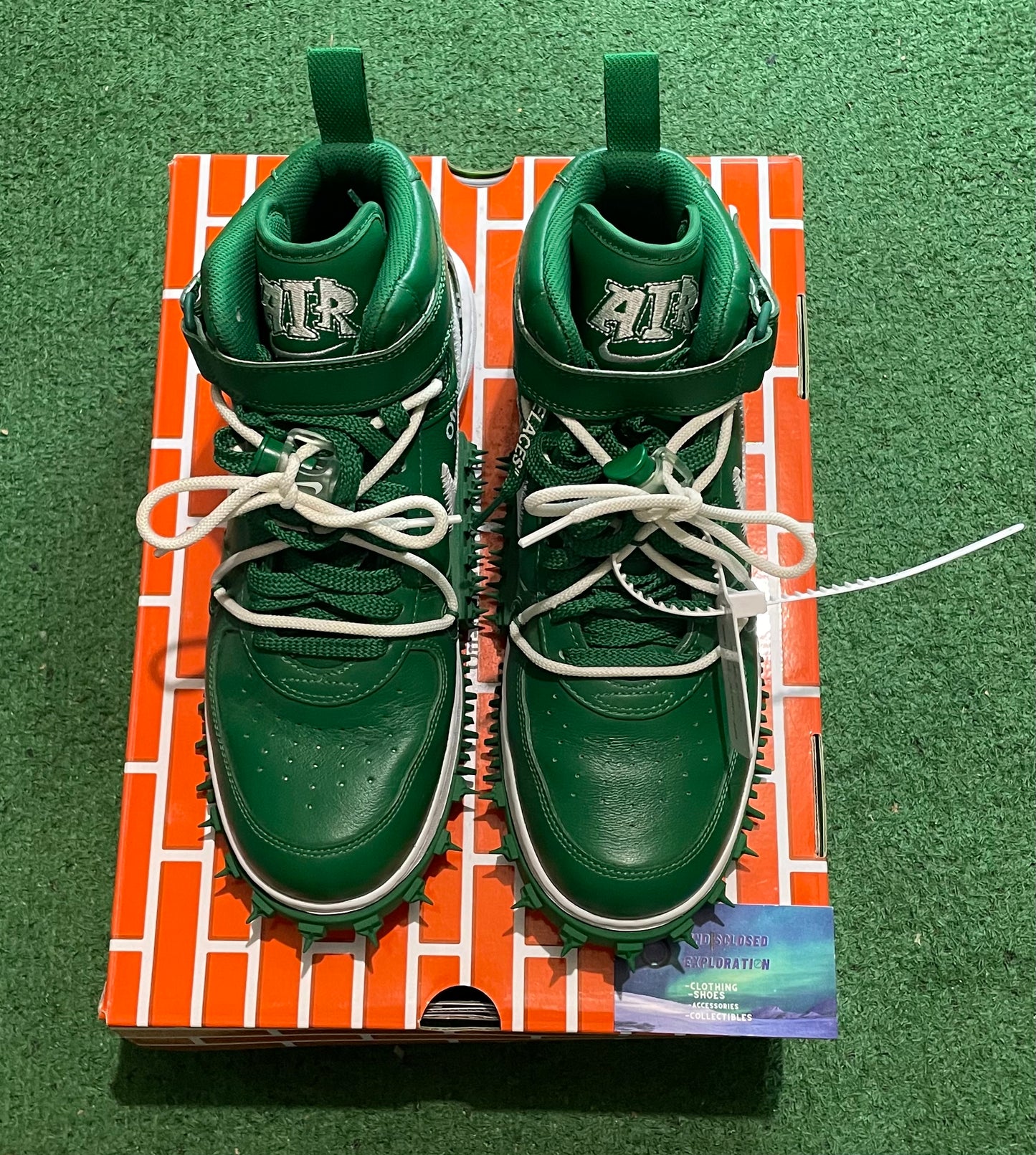 Off-white x Nike Air Force 1 mid pine green size 10.5men/12women