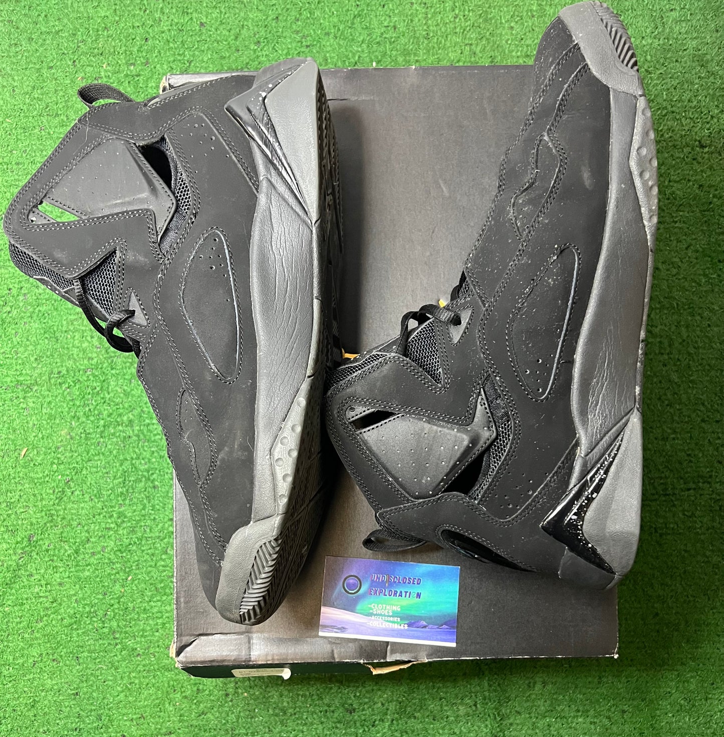 Jordan True Flight black size 12men/13.5women