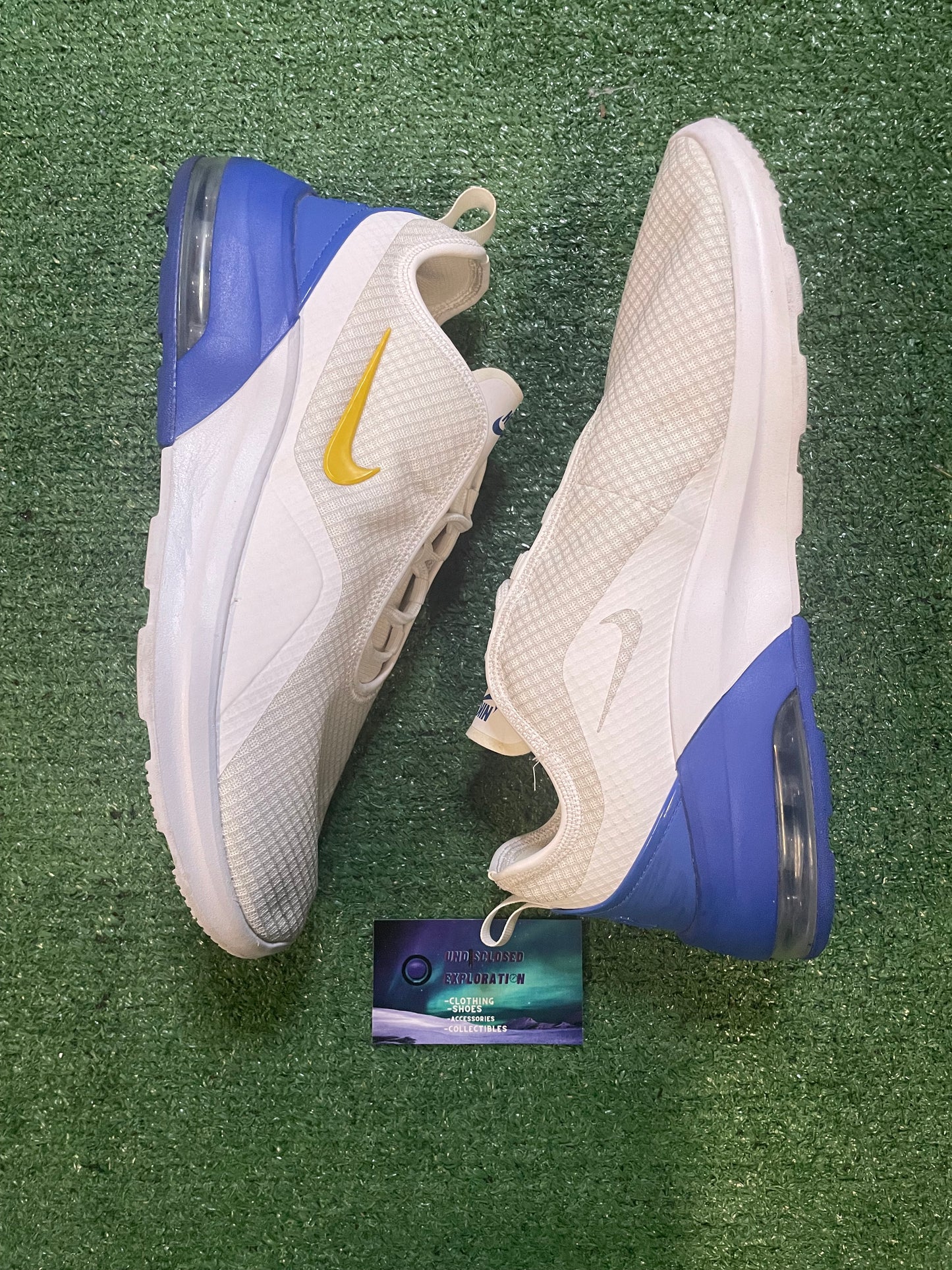 Nike air max motion 2 white game royal size 11men/12.5women