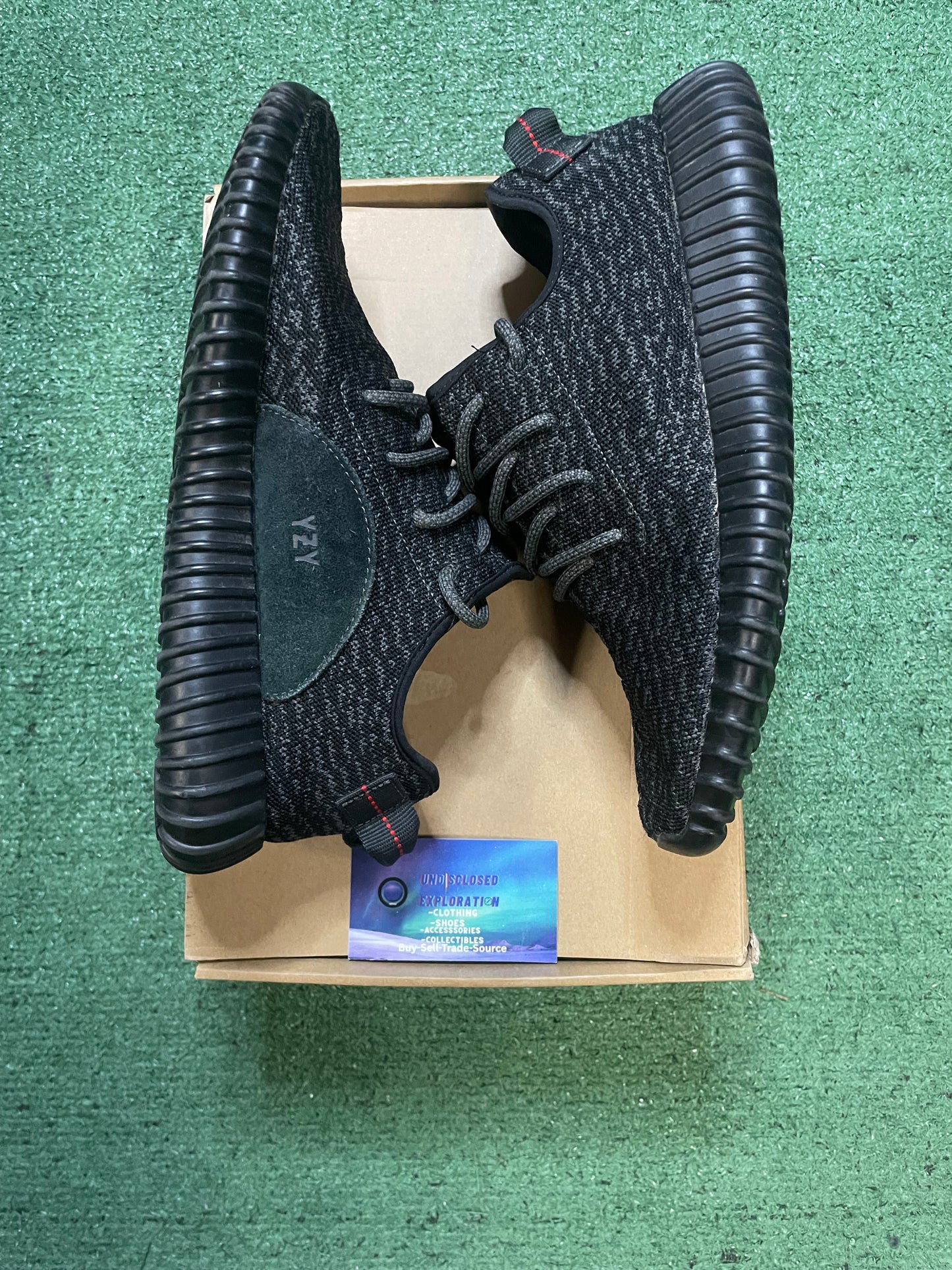 Adidas Yeezy Boost 350 pirate black size 9men/10.5women