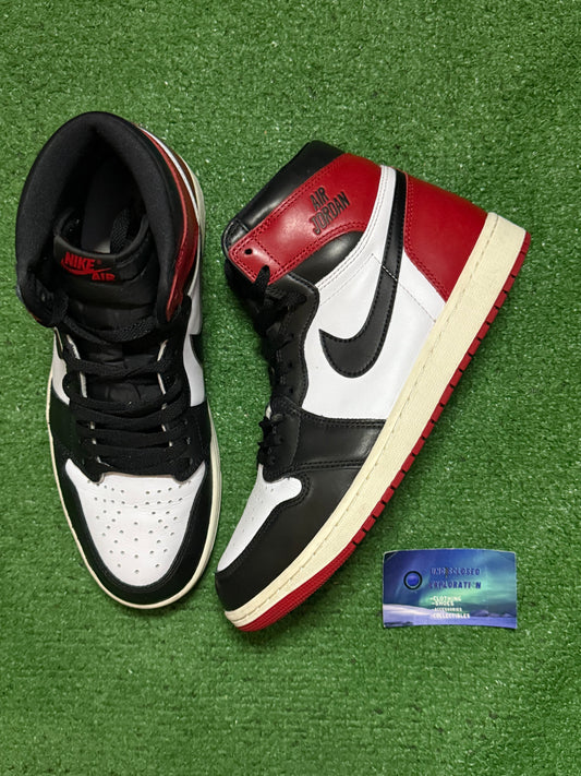 Jordan 1 Black Toe Reimagined 10.5 Men/12 Women “Preowned”