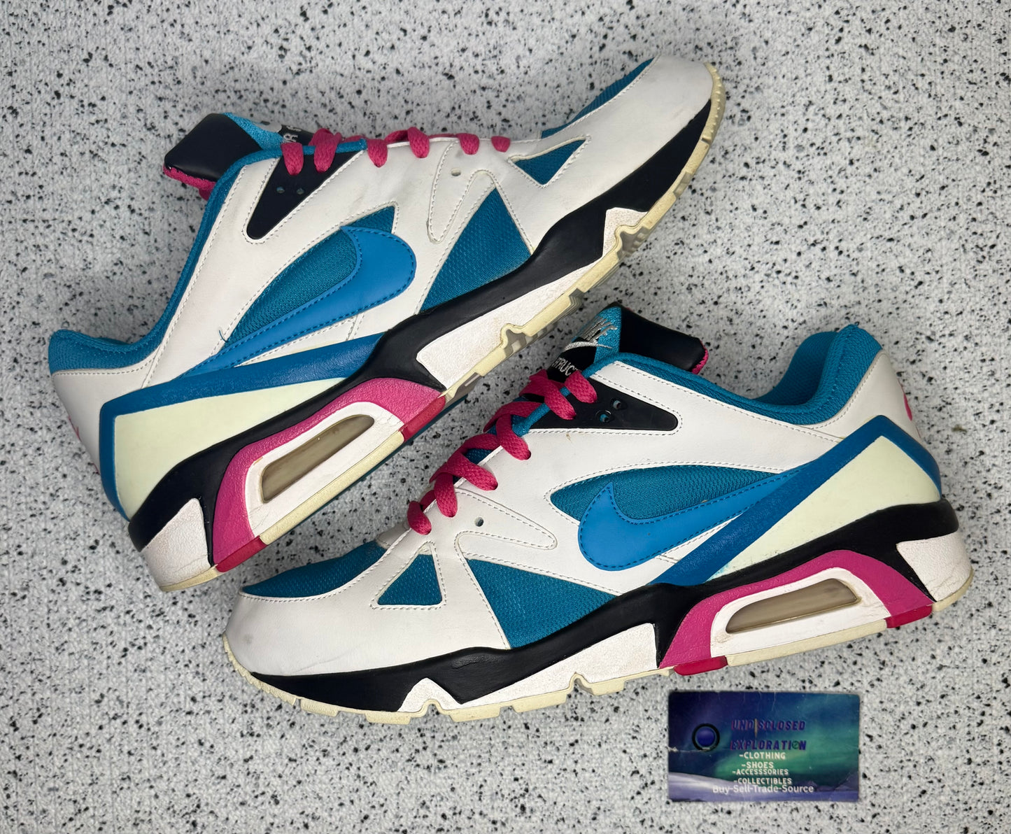 Nike Air Structure Triax 91 Vivid Pink 11.5 Men/ 13 Women “Preowned”