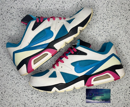 Nike Air Structure Triax 91 Vivid Pink 11.5 Men/ 13 Women “Preowned”