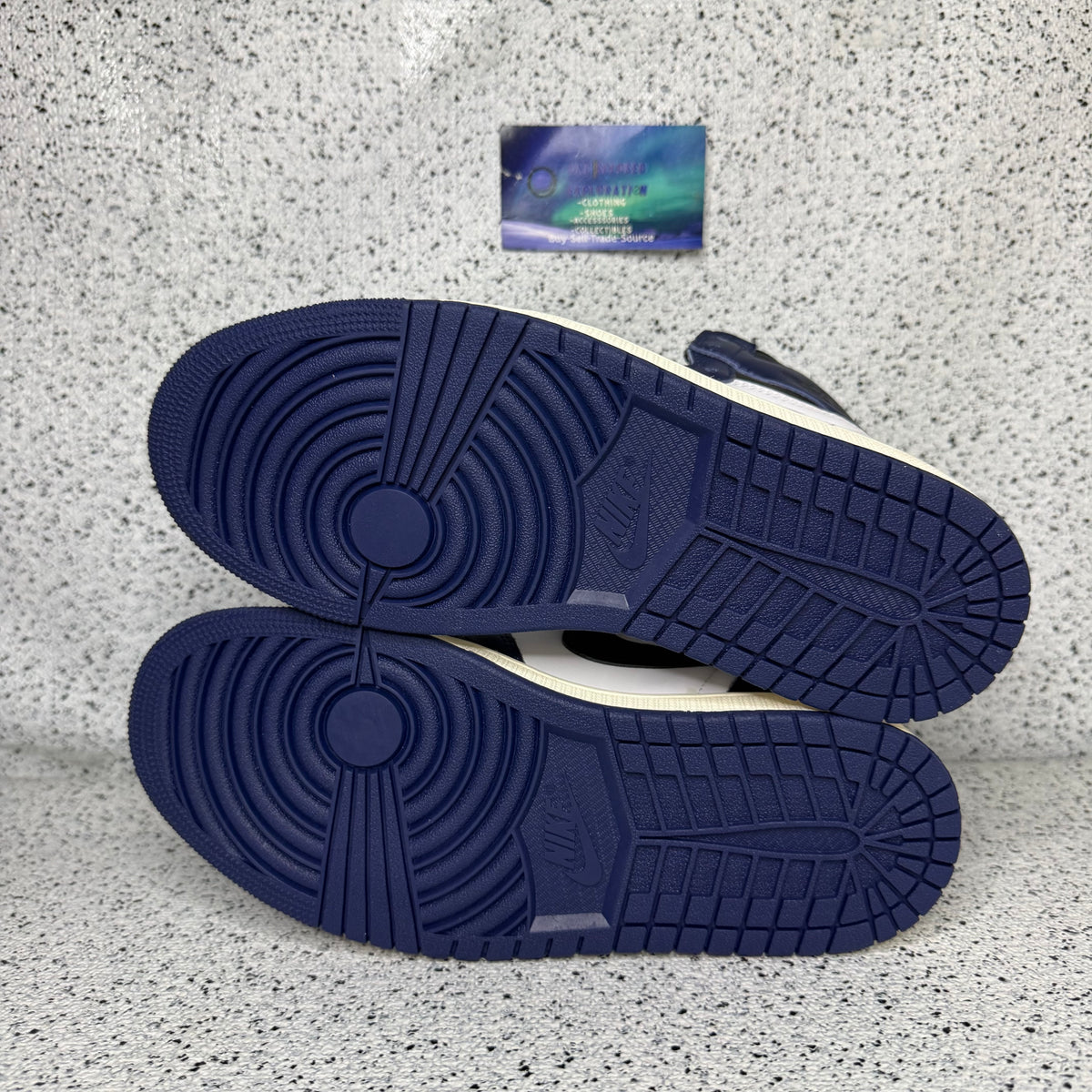 Jordan 1 Midnight Navy