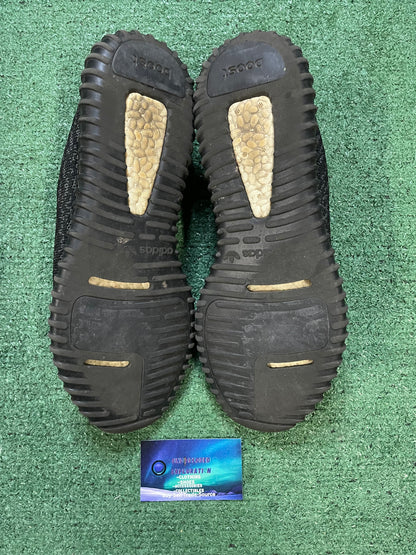 Adidas Yeezy 350 2015 pirate black size 12men/13.5women