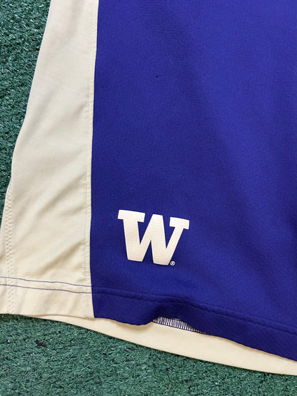 Nike UW University of Washington shorts