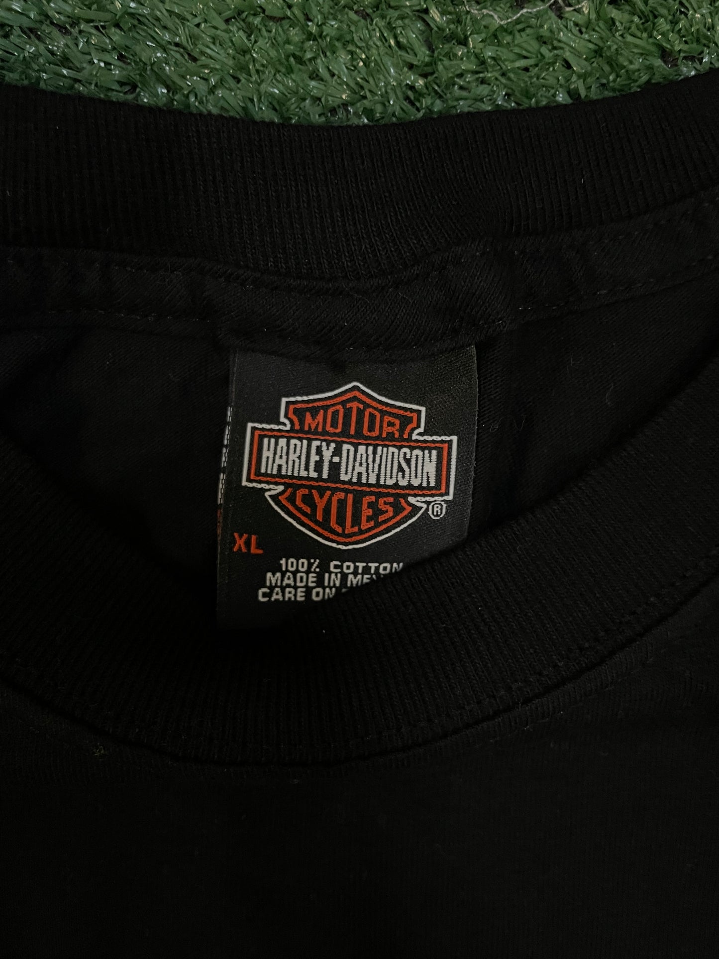 Vintage 2000s Harley-Davidson New York City skyline tee