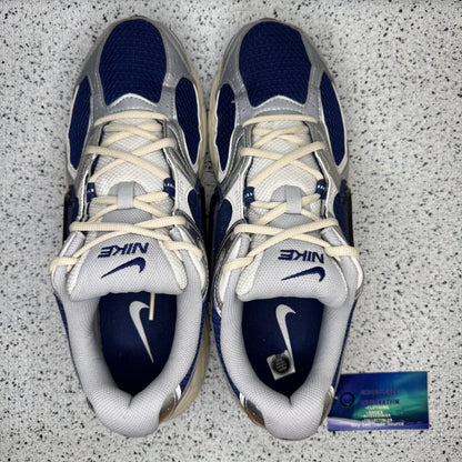 Nike V5 RNR Blue Void 12 Men “Preowned”