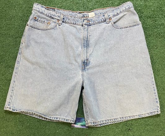 Vintage Levi light wash Jean shorts