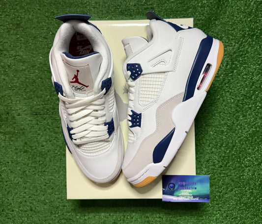 Jordan 4 SB Navy